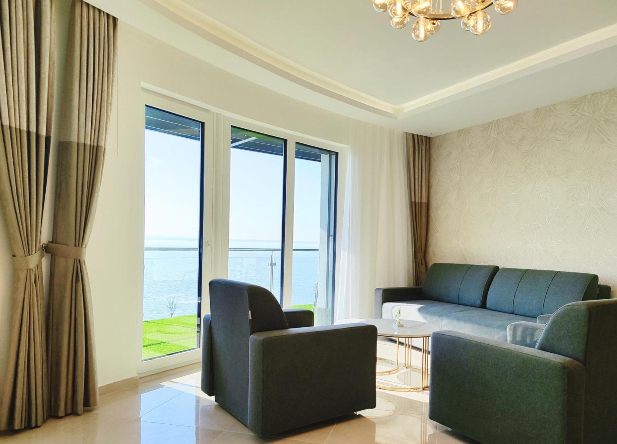 Royal Martin'S Apartment Кестели Екстериор снимка