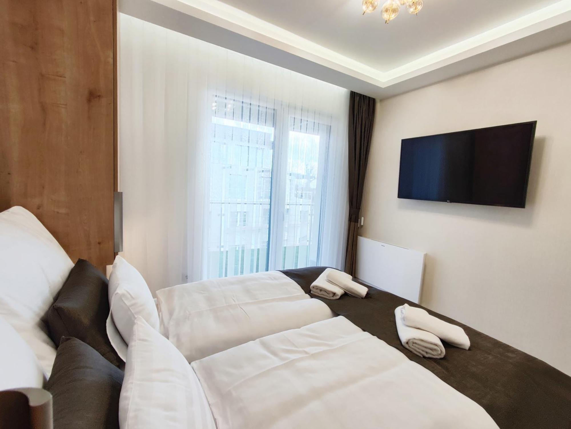 Royal Martin'S Apartment Кестели Екстериор снимка