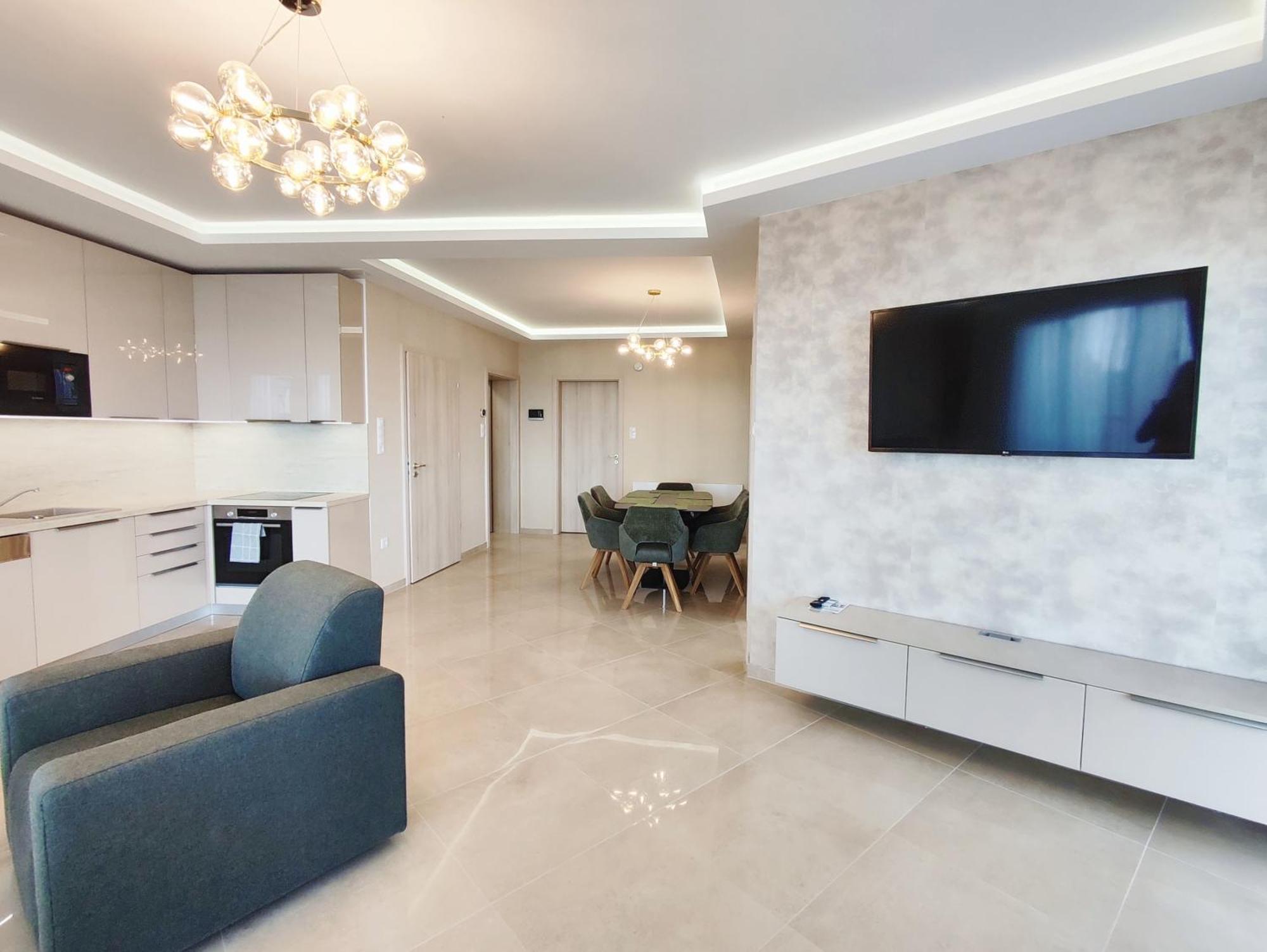 Royal Martin'S Apartment Кестели Екстериор снимка